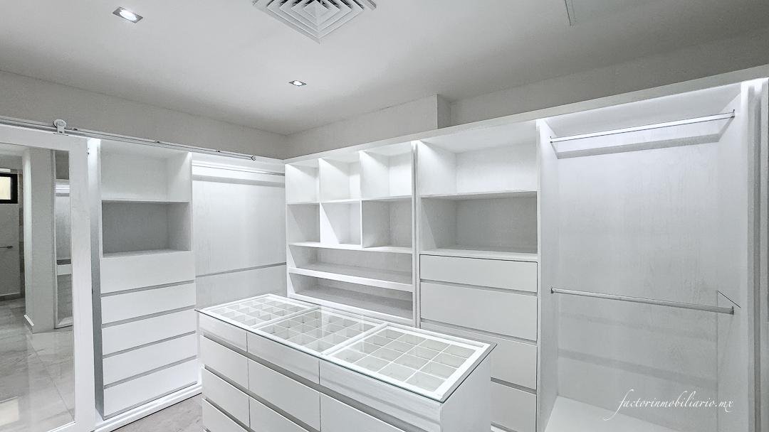 Departamento Allure Puerto Cancún de 3 Recámaras en Venta Amueblado