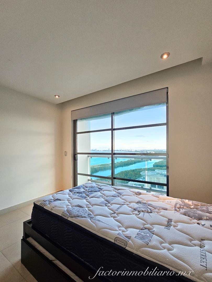 Departamento Novo Cancún de 2 Recamaras 206 m2 en Venta