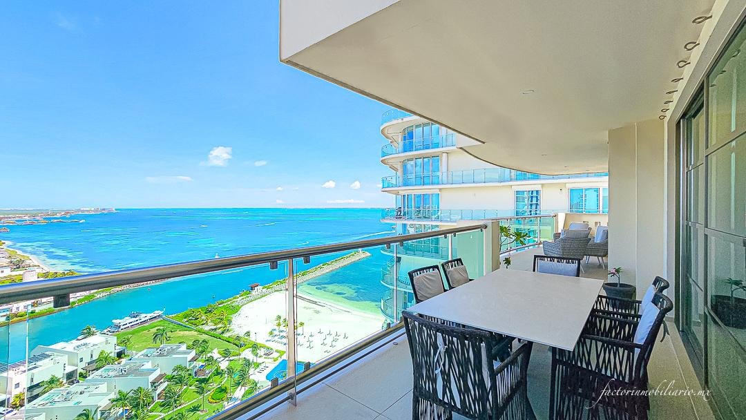 Departamento Novo Cancún en Puerto Cancún de 2 Recámaras en Renta Sin Muebles