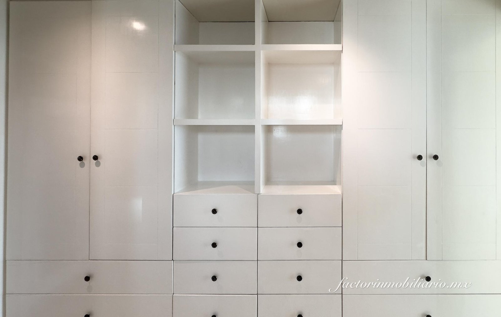 Departamento Novo Cancún en Puerto Cancún de 2 Recámaras en Venta Sin Muebles