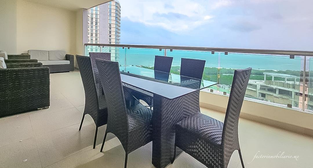 Departamento Novo Cancún en Puerto Cancún de 2 recámaras en renta semiamueblado