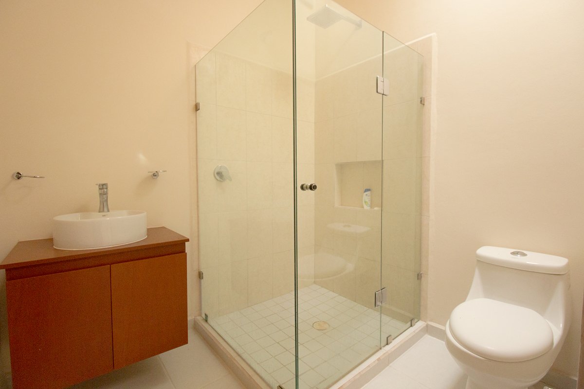 Casa en Venta en el Condominio York del Residencial Long Island en Av. Huayacán Cancún Centro