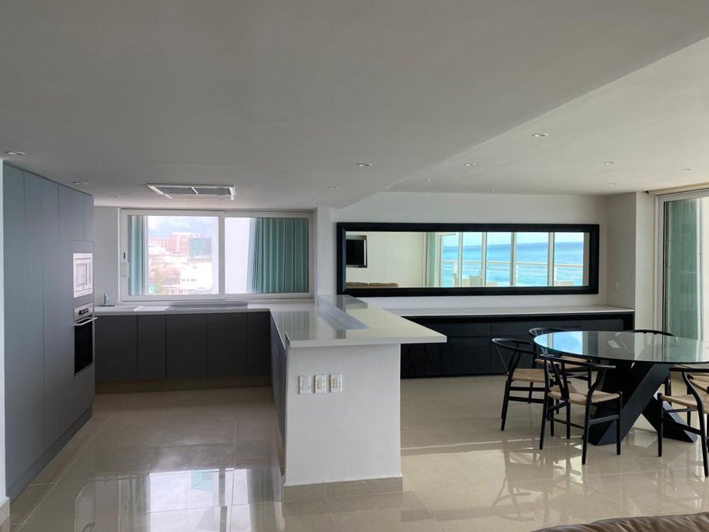 Departamento en Venta en el Condominio Maralago