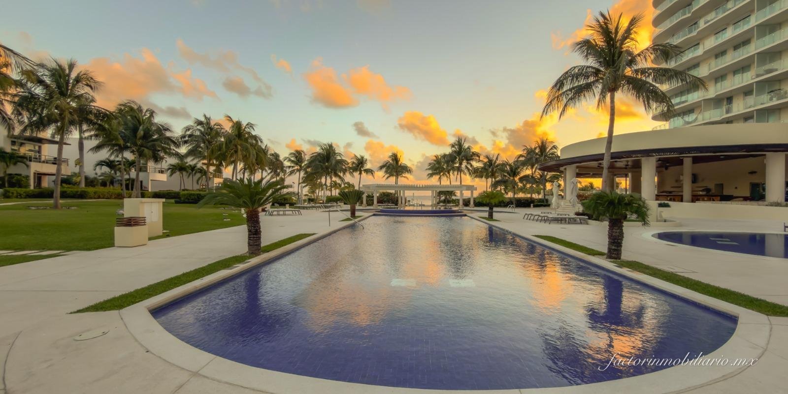 Novo Cancun en Puerto Cancun