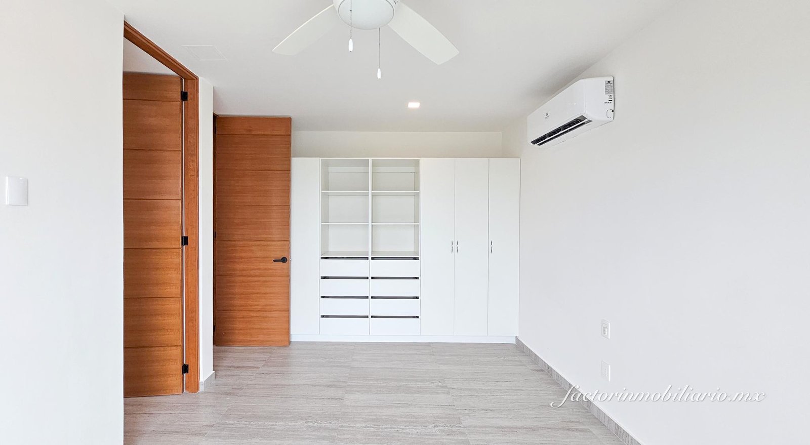 Pent House en Torre M frente a Puerto Cancún en Av Bonampak