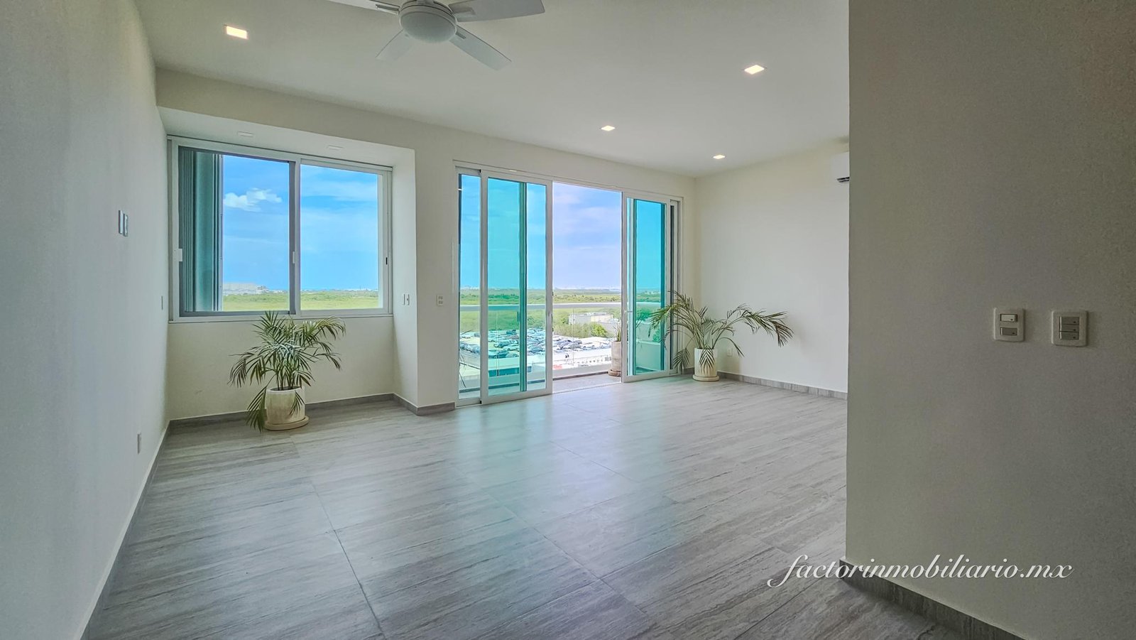 Pent House en Torre M frente a Puerto Cancún en Av Bonampak