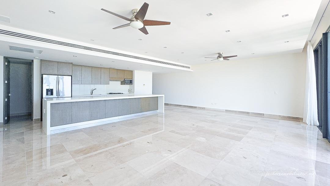 Departamento en Allure Puerto Cancún | En Venta Sin Muebles