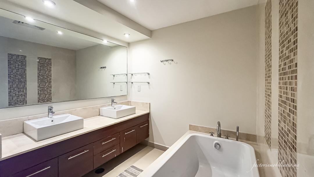 Departamento Novo Cancún de 2 Recamaras 205 m2 en Venta