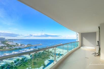 Departamento Novo Cancún de 2 Recamaras 205 m2 en Venta