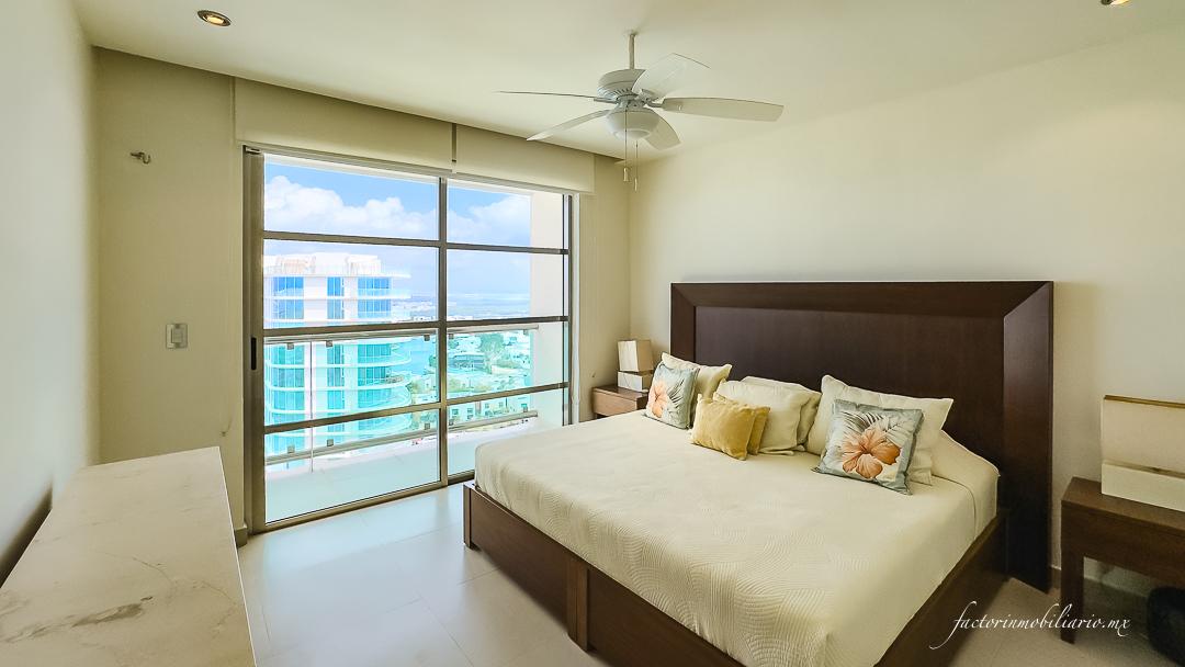 Penthouse Novo Cancún Vista a la Zona Hotelera
