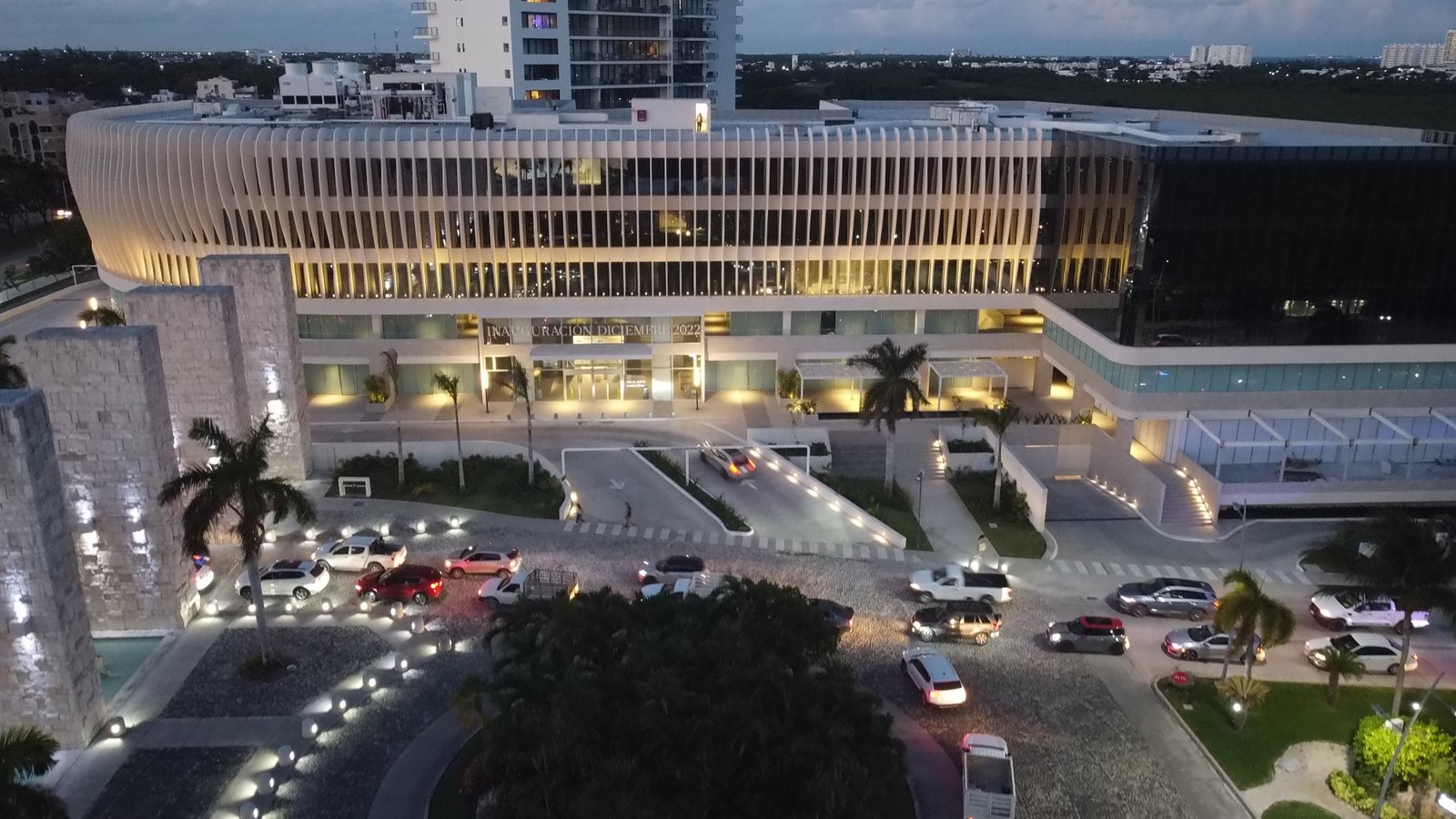 NIDO Puerto Cancún | Locales Comerciales