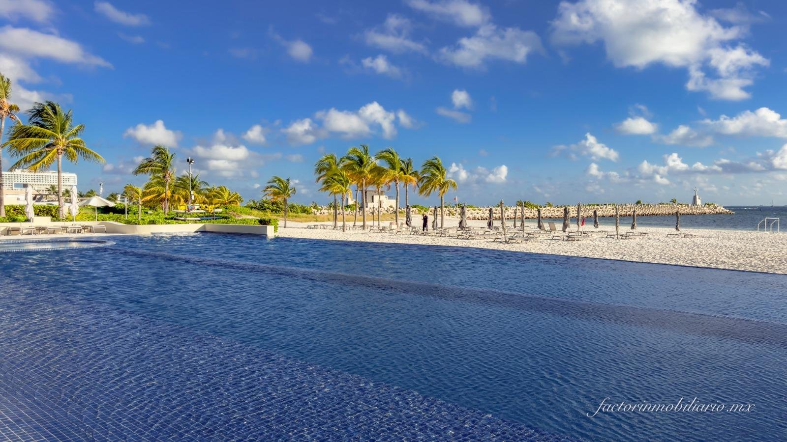 Novo Cancun en Puerto Cancun