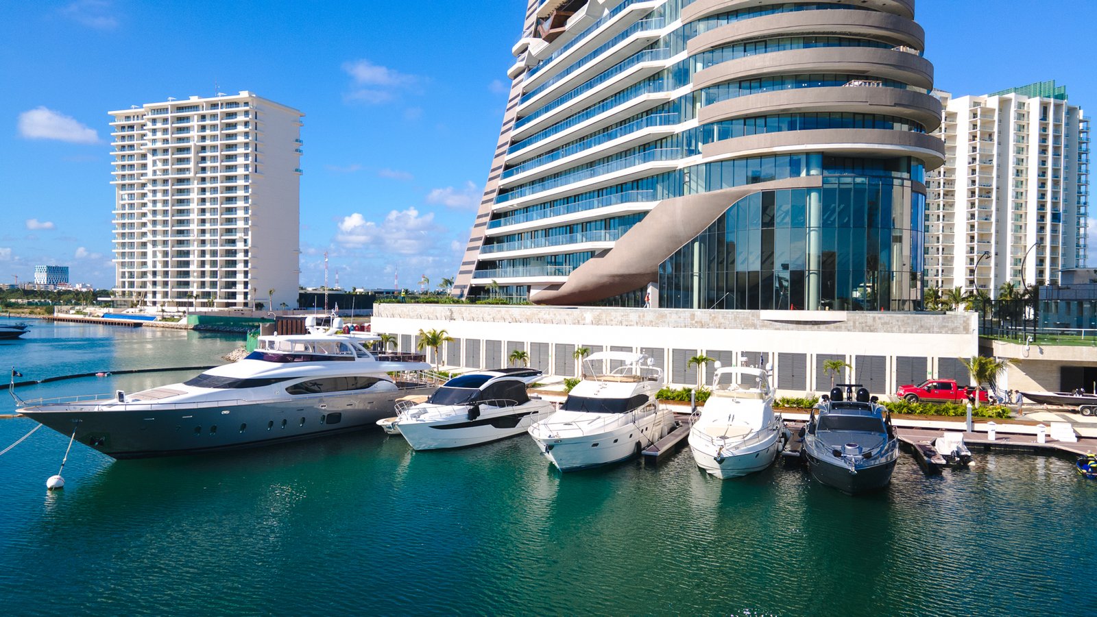 Shark Tower Puerto Cancún | Departamentos Venta y Renta